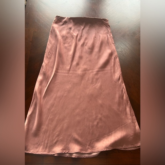 Victoria's Secret Satin Midi Skirt - Blush - Picture 6 of 8